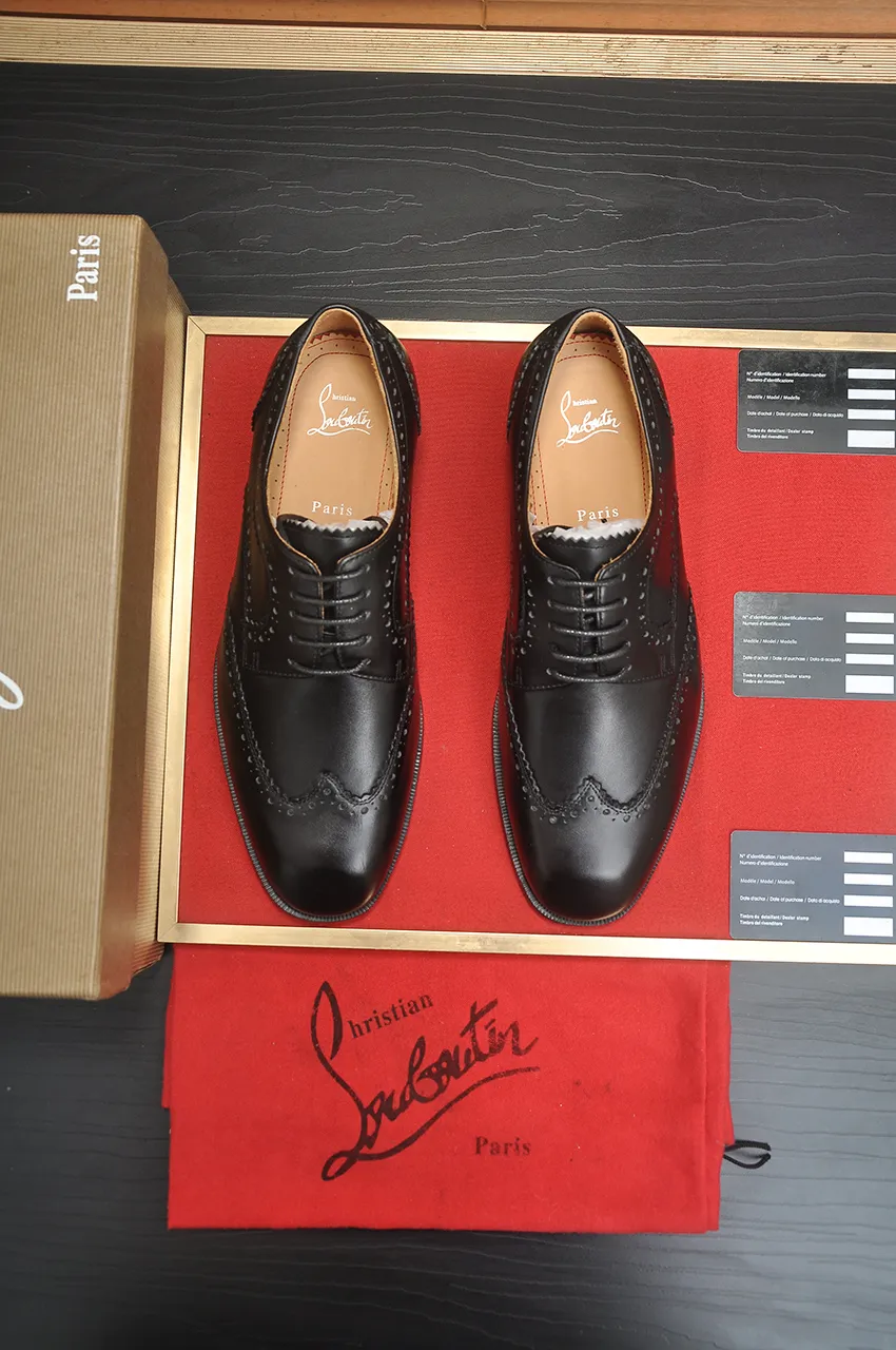 Men's shoes 💰620💶 [Chrstian Loubotin] Red-soled shoes 💋Original mold opening, the highest version on the market, purely handmade ➕Imported cowhide uppers, first-layer water-dyed cowhide lining! Original EU high-gloss outsole. 38 to 45 (45 customized)